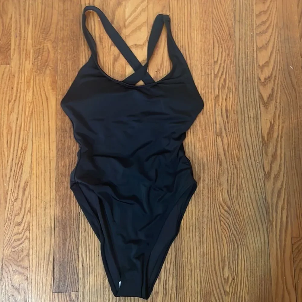 Tulum The‎ Cheeky Tulum One Piece Swimsuit Black size M NWT